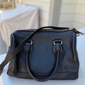 Elegant Black Leather Handbag